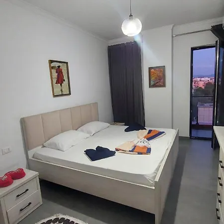 Esi's Tirana