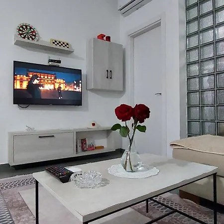 Esi's Tirana